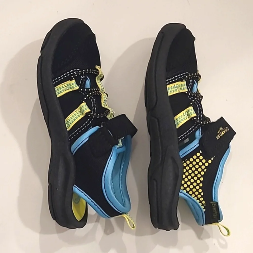 OshKosh B'Gosh Marina Sandal Unisex Mesh Sneaker Closed Toe Bungee Accents Sz 9